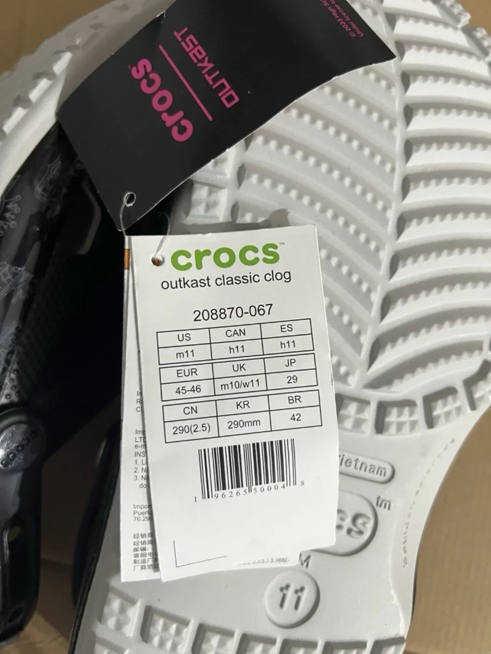 NEW Crocs Black OutKast Classic Clog US Men 11 Black Silver Andre 3000